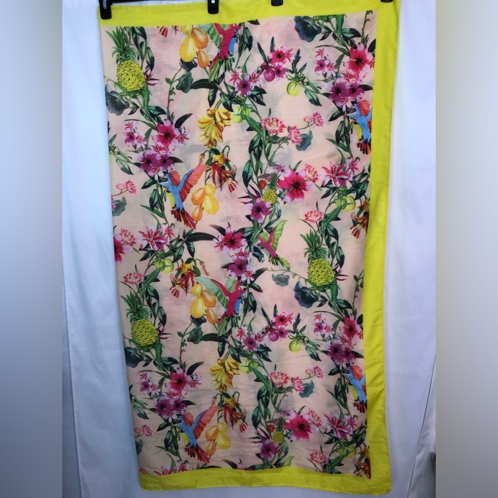 Sarong Floral Tropical with Yellow Trim Beach Coverup 59”X51” - Picture 5 of 8